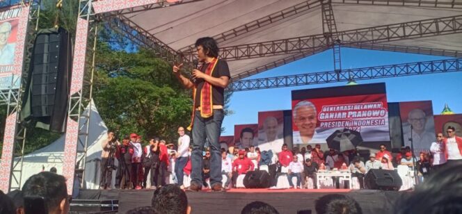 
 Adian Napitupulu Resmikan Sekretariat Relawan Pemenangan Ganjar Pranowo Sulawesi Tenggara