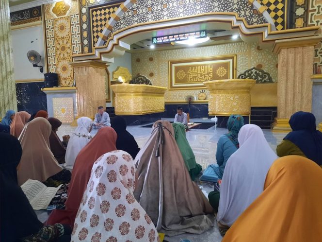 
 Yasinan Akbar di Masjid Nurul Yaqin: Harapan untuk Pilkada Bombana 2024